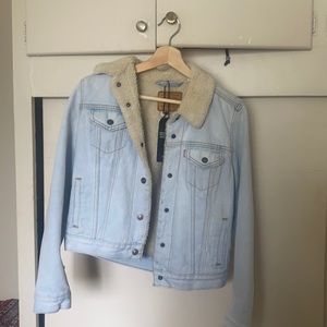 Levi’s Jean tucker jacket